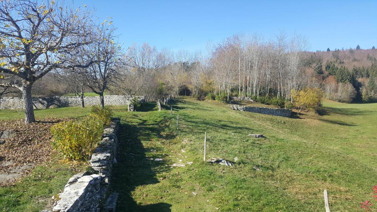 Gite Bard Des Ours Saint-Martin-en-Vercors Bagian luar foto